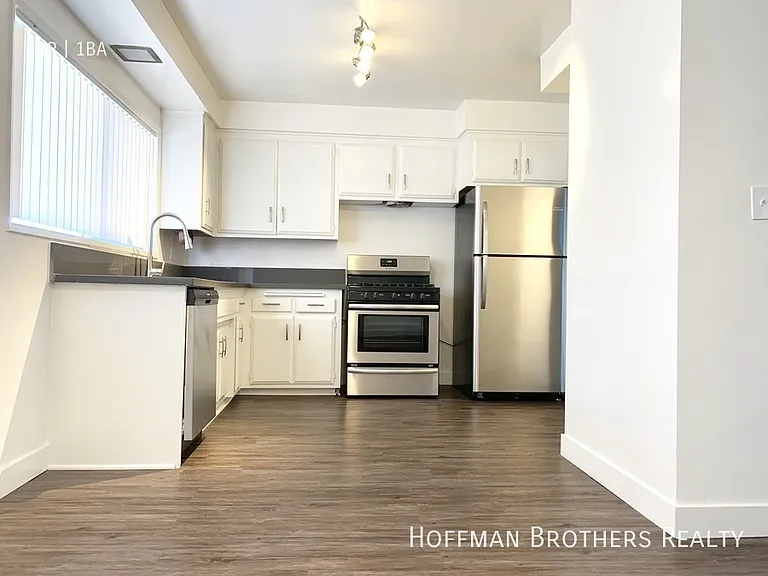 3772 Lockland Dr #18 — Photo 1