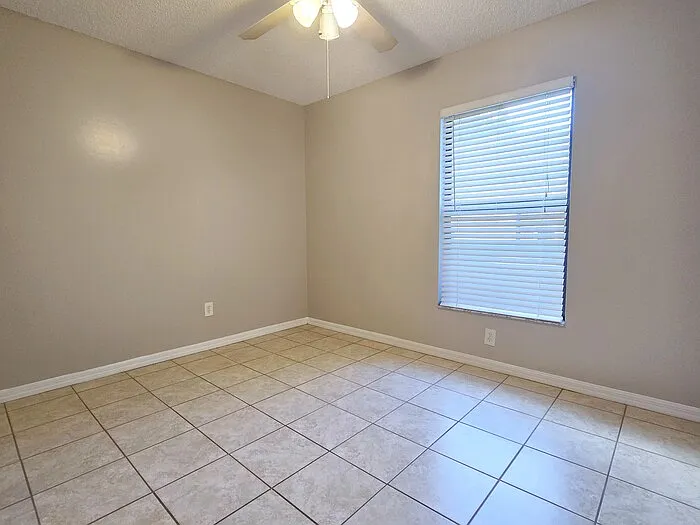 1423 Montana Ave — Photo 24