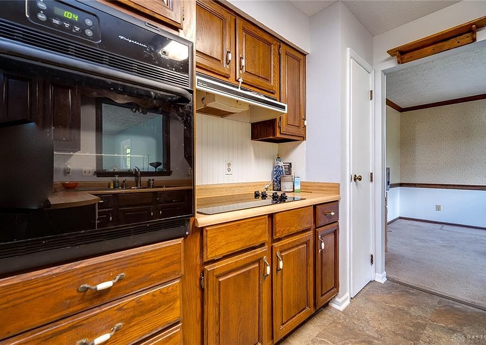 1st image of 9032 S Normandy Ln