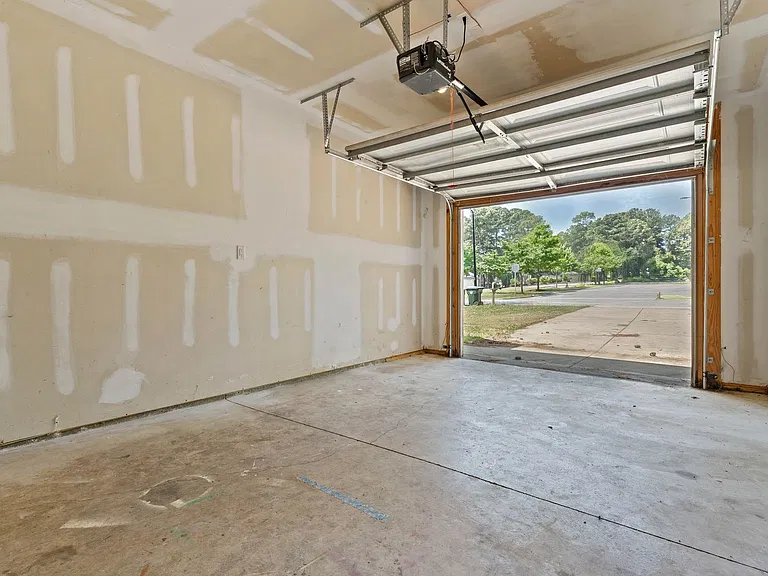 415 Aversboro Rd — Photo 22