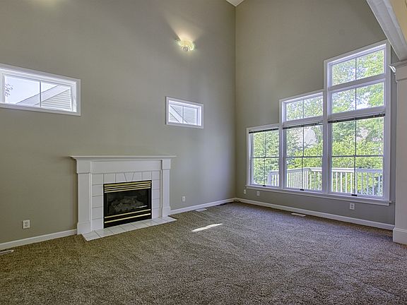 5th image of 17763 Woodcreek Ln