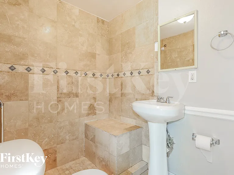 316 Amarillo Dr — Photo 10
