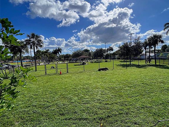 5th image of 5130 SW 30th Avenue