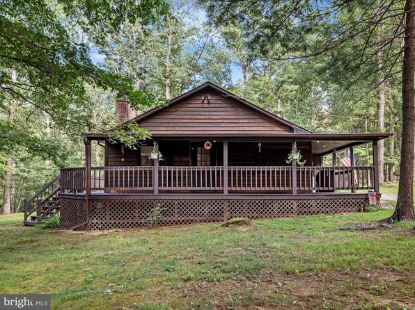 30 Woodman Dr, Mathias, WV 26812