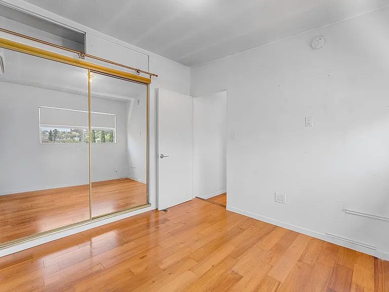 2262 Duane St #2262.5 — Photo 9