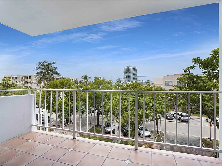 6900 Bay Dr #3H — Photo 18