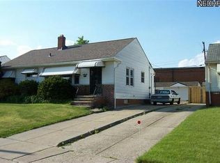 20745 Bowling Green Rd, Maple Heights, OH 44137