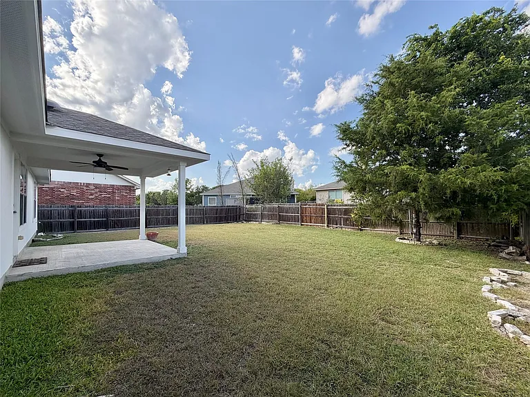 939 Dark Horse Ln — Photo 22