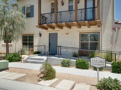 252 Paseo Gregario, Palm Desert, CA, 92211