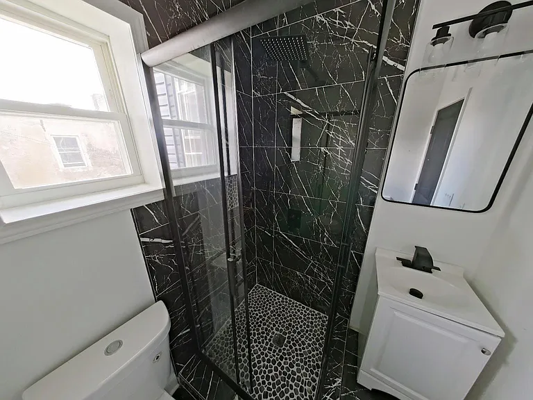 3510 N Mascher St #2 — Photo 6