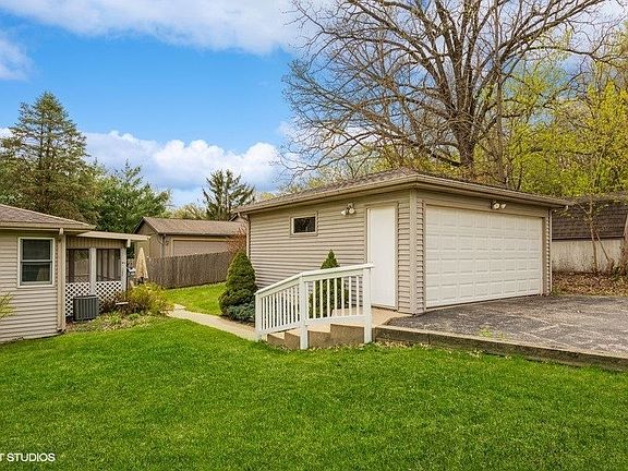 3rd image of 4807 W Wonder Lake Dr