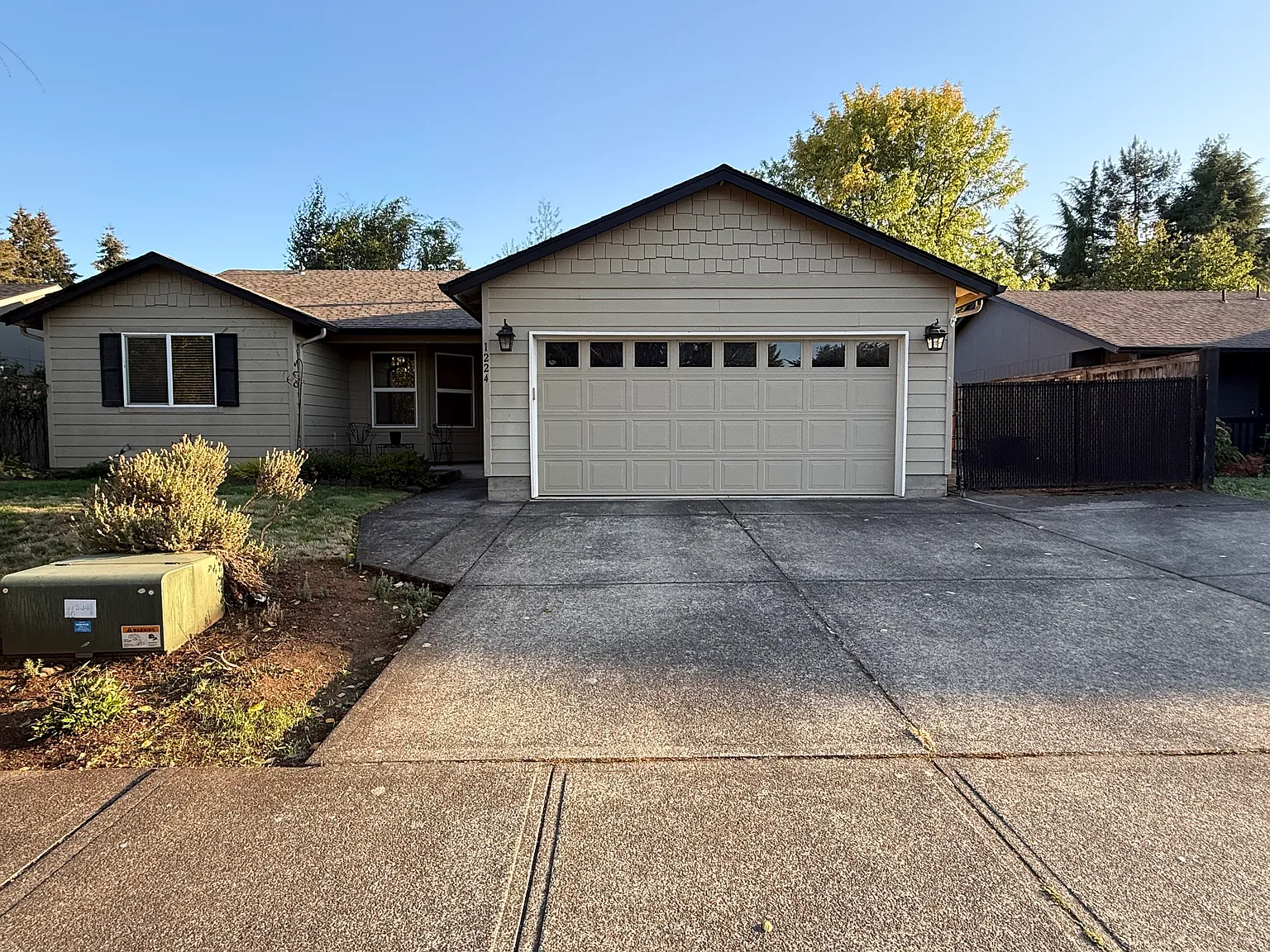 3 bed, 1224 sqft, $2,250 — Photo 1