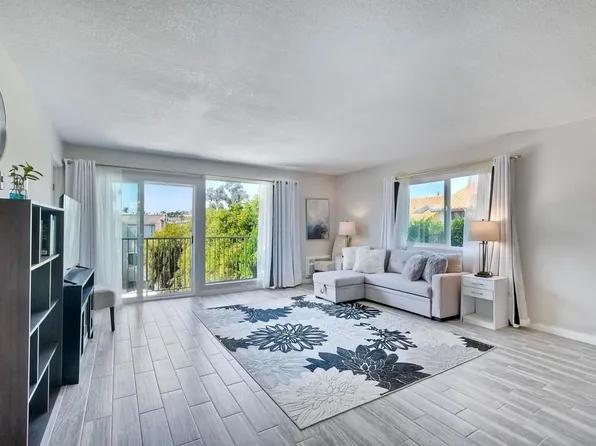 2348 La Costa Ave Unit 307, Carlsbad, CA 92009