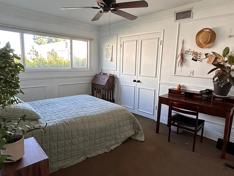 1st bedroom