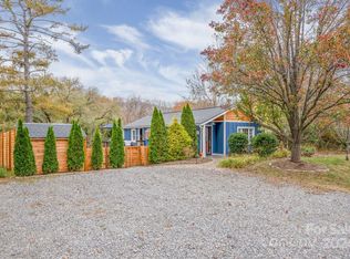 307 Tabernacle Rd, Black Mountain, NC 28711