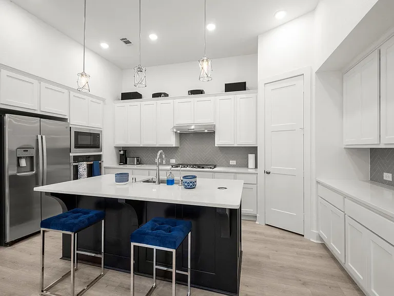 13035 Wandering Ridge Ln — Photo 9
