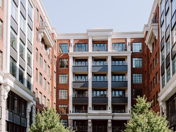 209 S High St #8-417