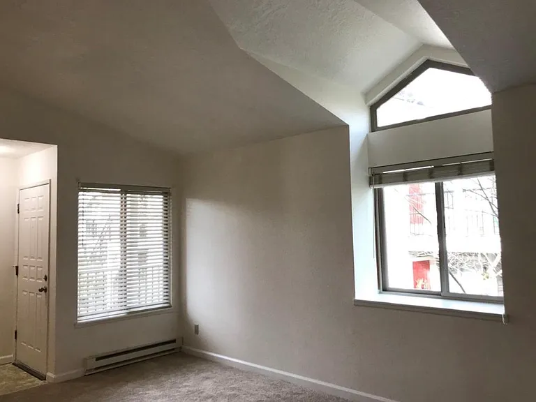 86 Kingsgate Rd #H201 — Photo 5