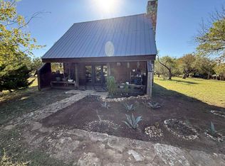 206 Topspin Dr, Spicewood, TX 78669