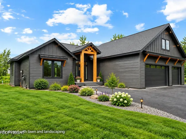 799 W Montana Dr, Palmer, AK 99645