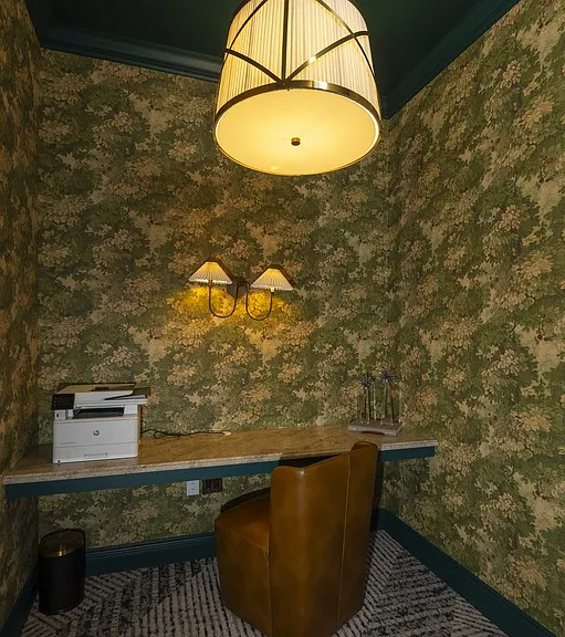 Alamira Apartments — Photo 32