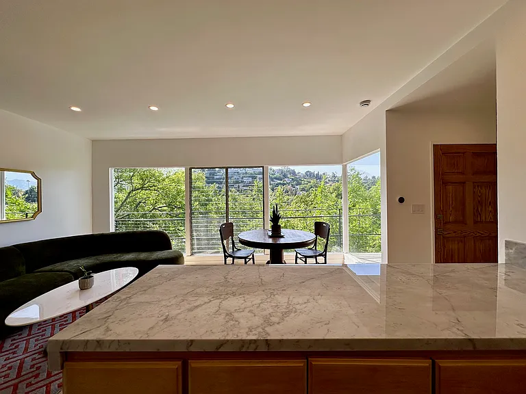 1811 Fanning St #2 — Photo 11