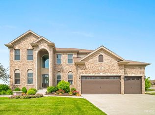 105 Amherst Cir, Oswego, IL 60543