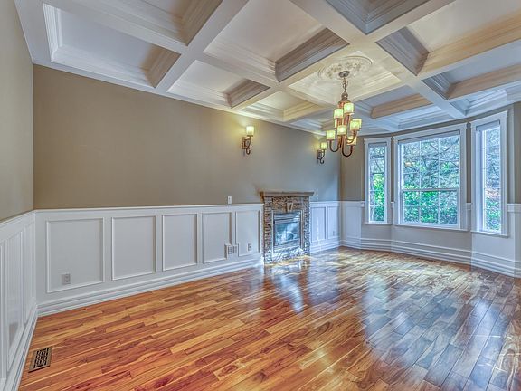 5th image of 1820 Camelback Ct