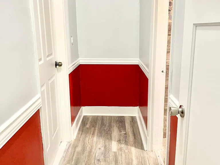 3291 Thomas St — Photo 10
