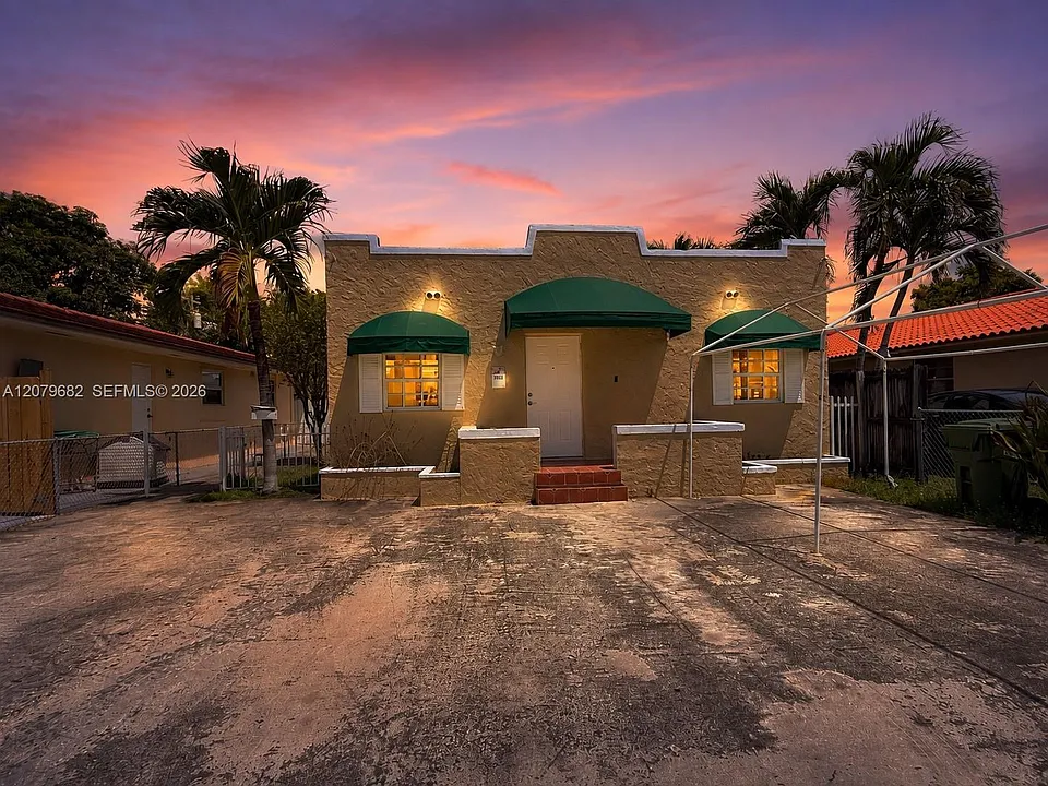 3655 SW 24th Ter #1