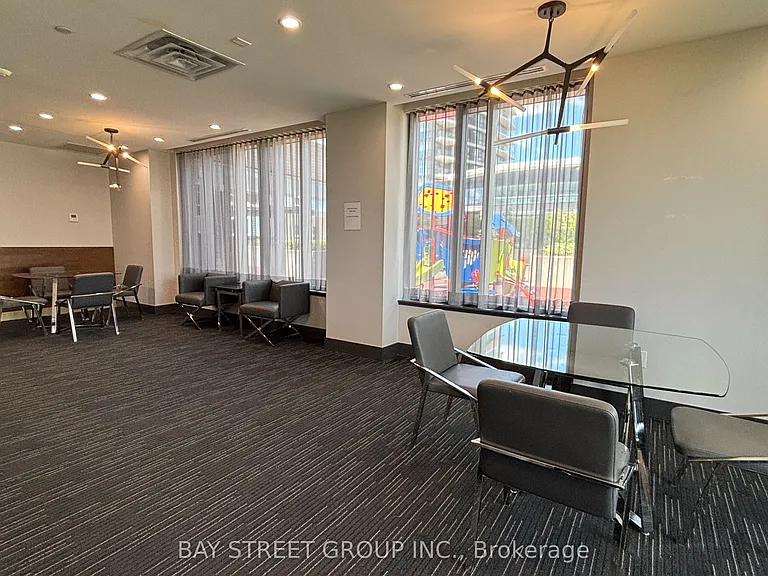 5033 Four Springs Ave #611 — Photo 9