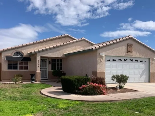 2354 Smokewood Ave, Imperial, CA 92251