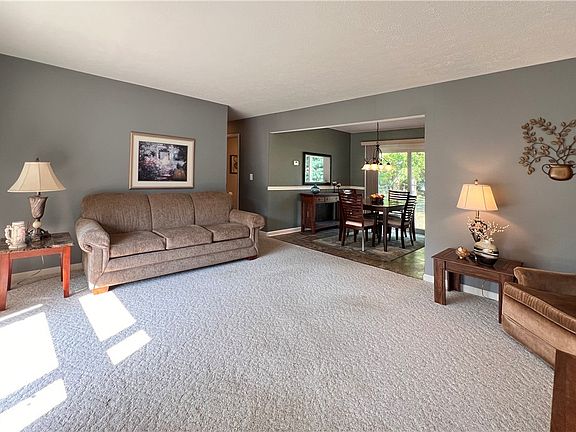 5th image of 18183 Ash Dr