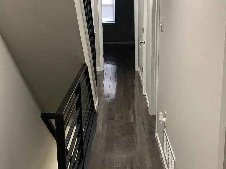3825 Cambridge St — Photo 5