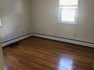19 Bassett St UNIT 3, Marblehead, MA 01945