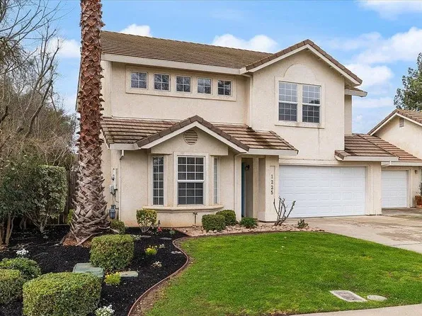 1225 Lilac St, Lodi, CA 95242