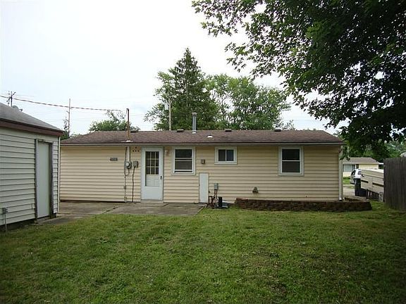 5th image of 643 S Riverview Ave
