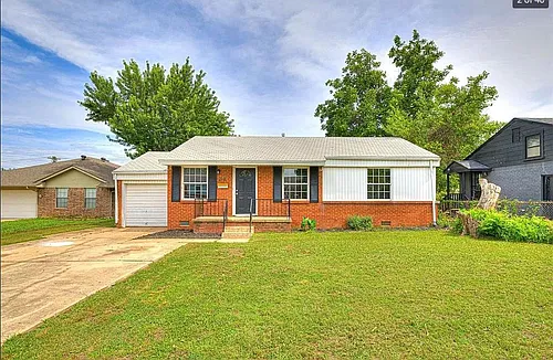 313 E Northrup Dr Photo 1