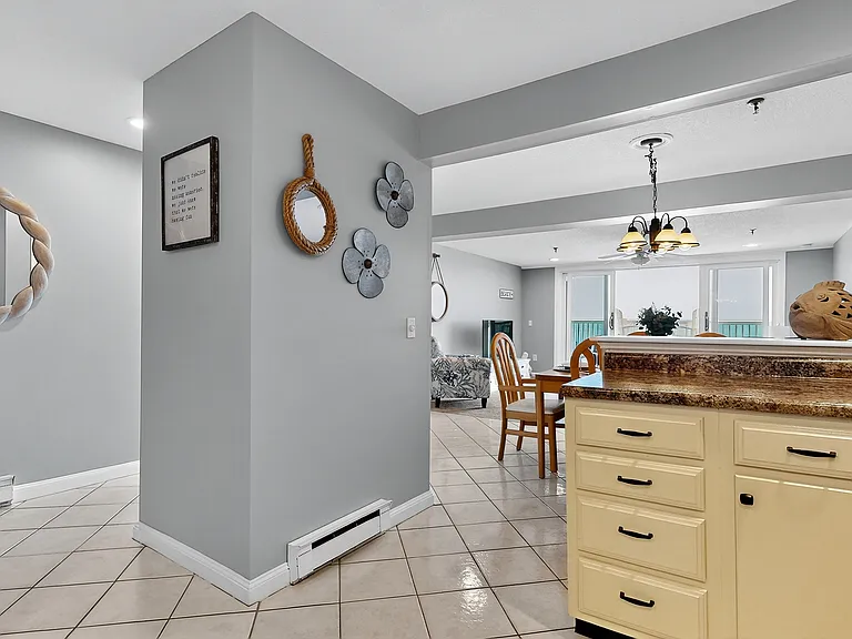 39 W Grand Ave #450 — Photo 13