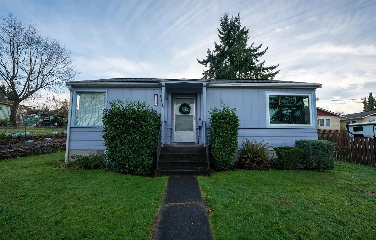 2 bed, 1600 sqft, $2,000 — Photo 1