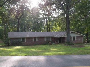 1 Canterbury Ln, Arkadelphia, AR 71923