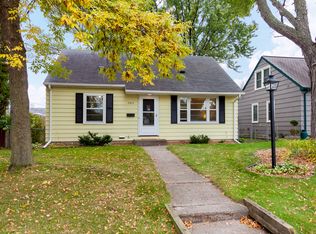 2415 60th St W, Minneapolis, MN 55410