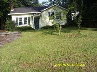 1621 Woodley Rd, Mobile, AL 36618