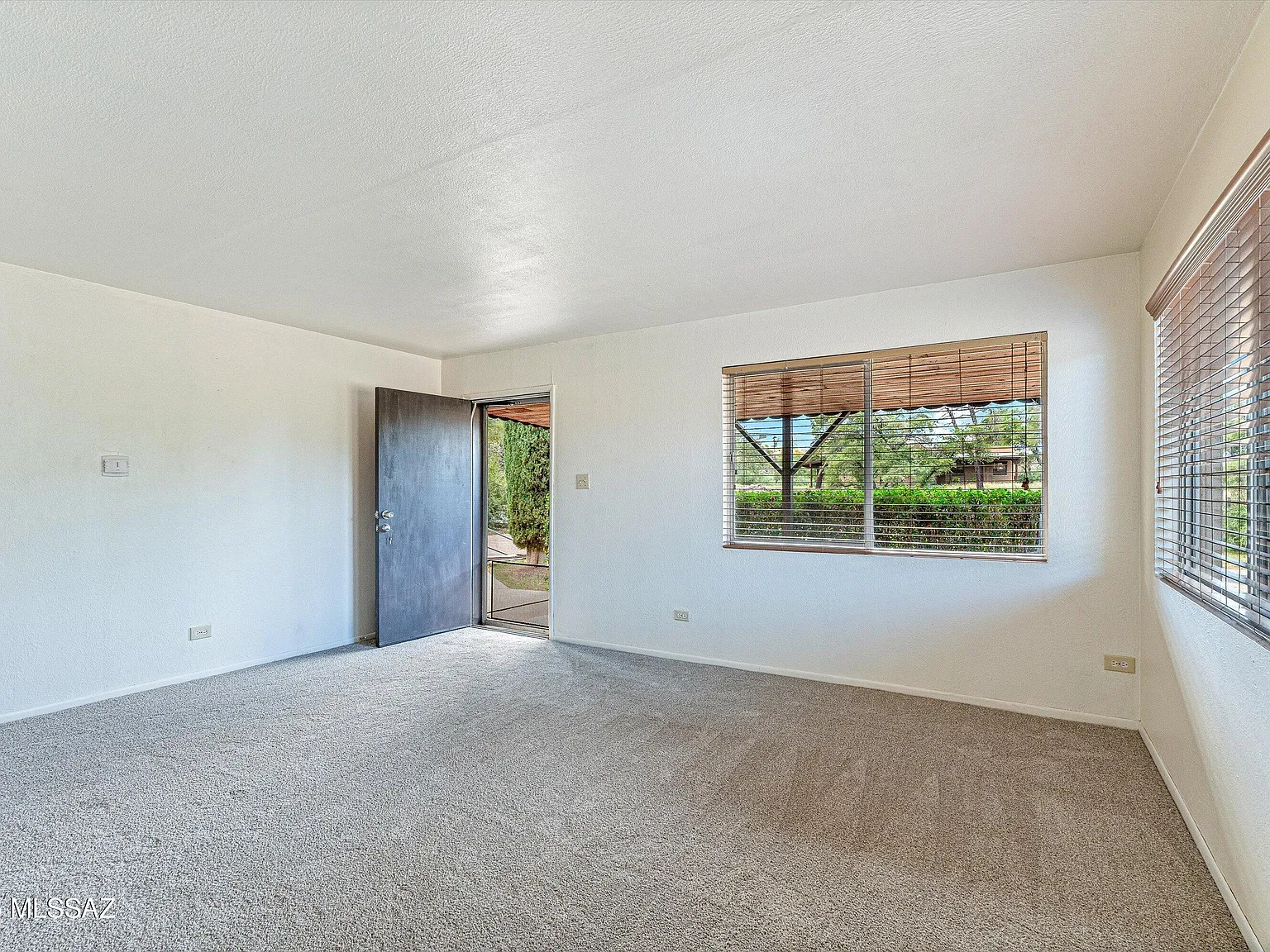 2 bed, 1.0 bath, 900 sqft, $950 — Photo 4