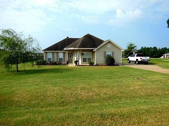 1st image of 526 County Road 40 E
