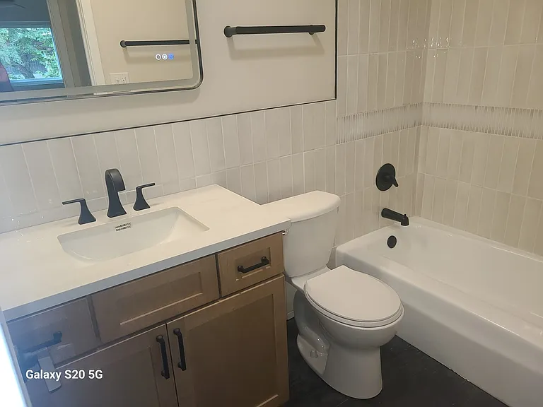 18550 Torrence Ave #25 — Photo 9