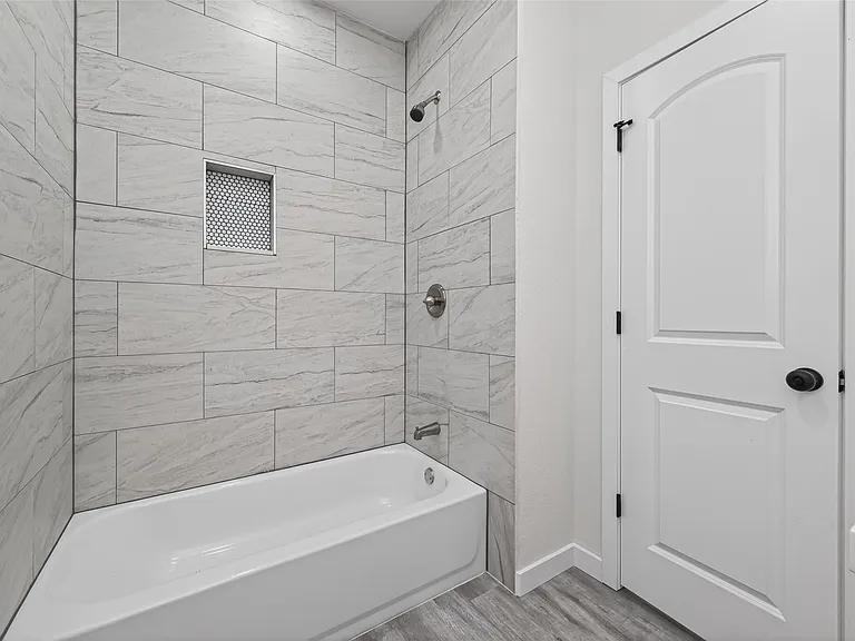 6921 Road 5503 — Photo 19