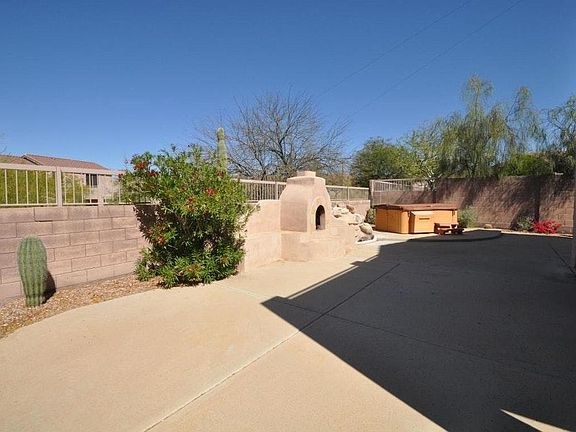 3rd image of 3606 N Tuscany