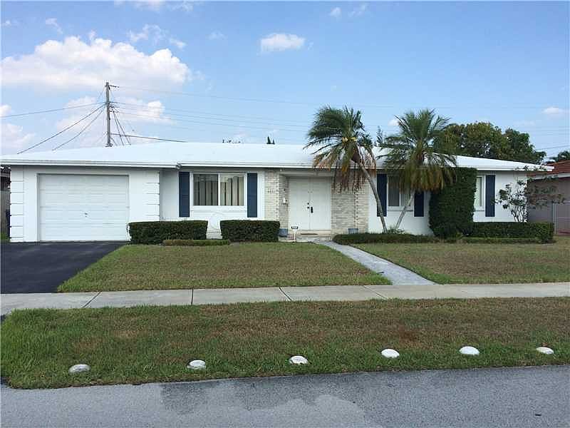 1st image of 4421 SW 89th Ct