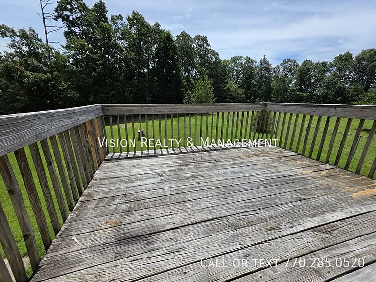 258 Lambert Overlook Cir — Photo 17